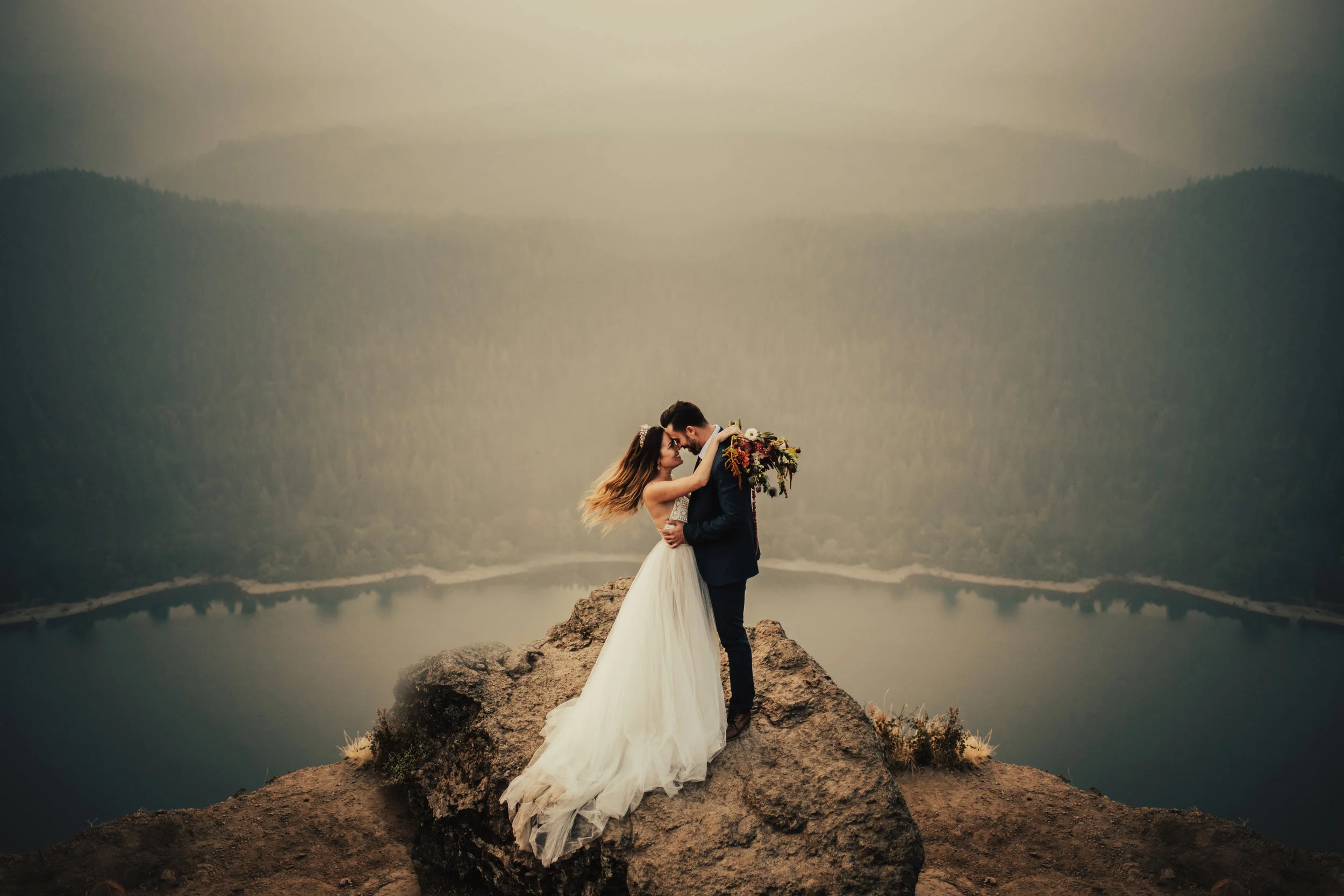 Stunning boho Cliff side elopement photographed by Big Sur Wedding photographers Tessa Tadlock  