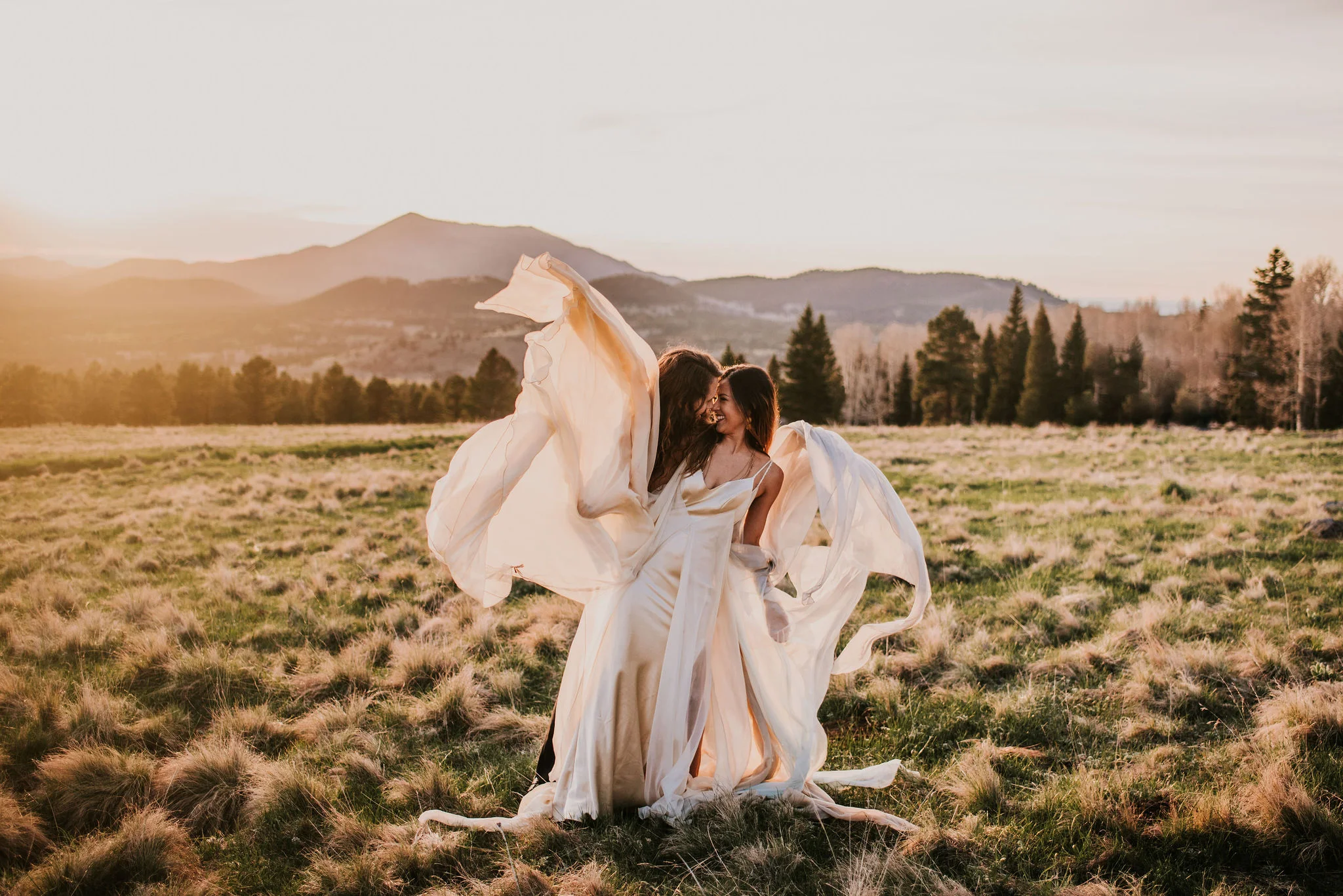 Golden Hour Bride &amp; Groom Portraits with Flowy Wedding Dress Photographed by Big Sur Wedding Photographers Tessa Tadlock 