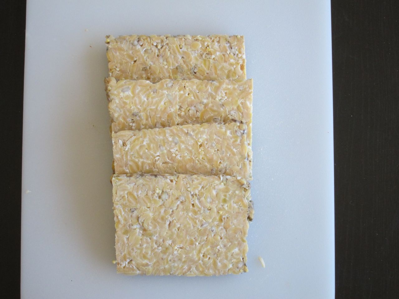 Tempeh Sliced.jpg