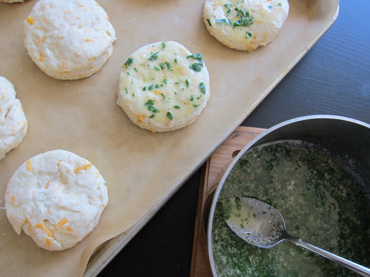 Garlic Cheddar Biscuits