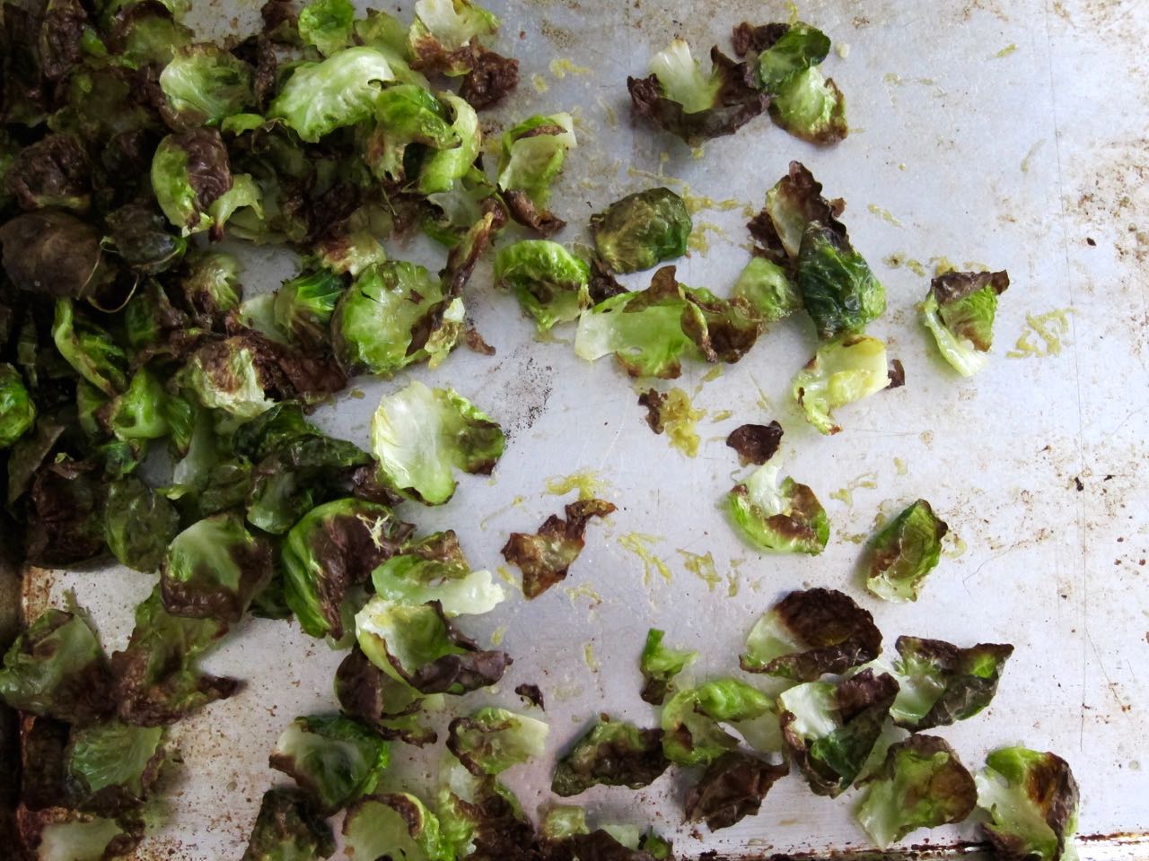 Oven baked brussels sprouts chips