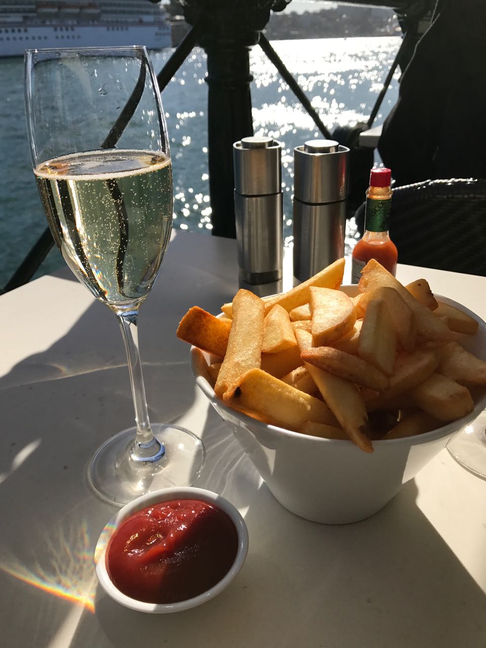 Chips and Champagne Sydney Harbor.jpg