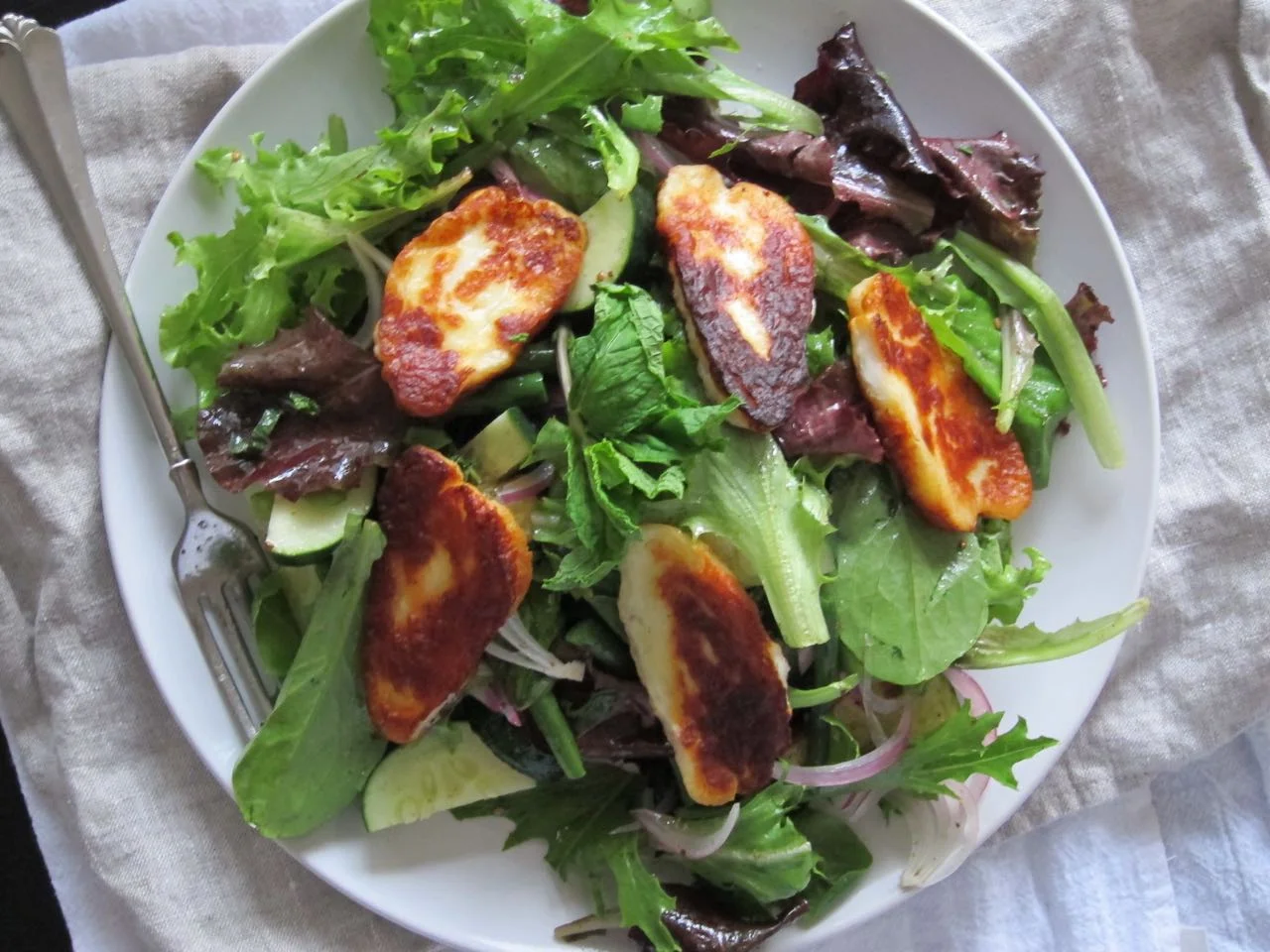 Salad with Fried Haloumi
