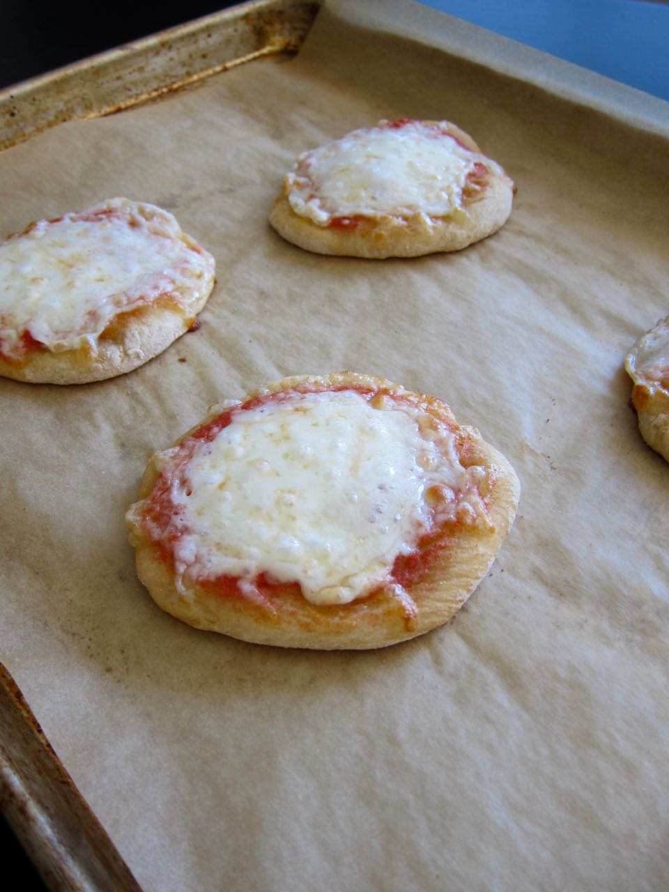 baked mini pizzas.jpg