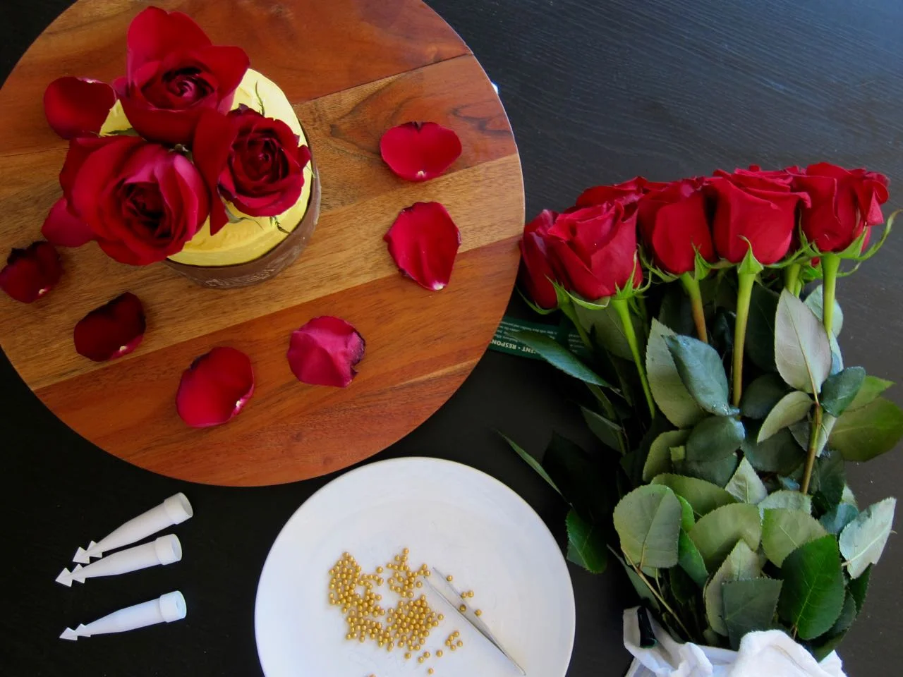 decorating cake with roses