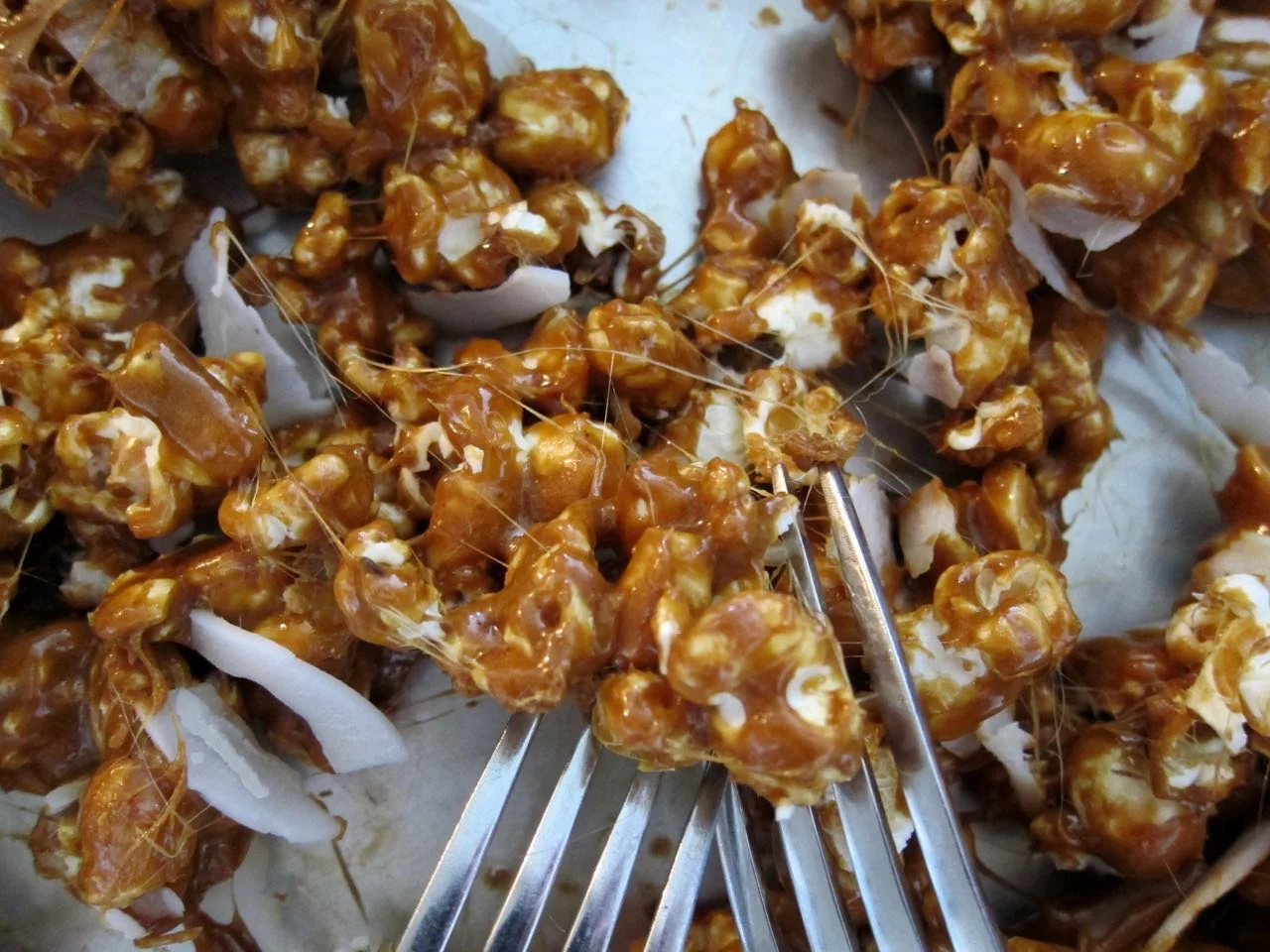 pulling curry coconut caramel corn