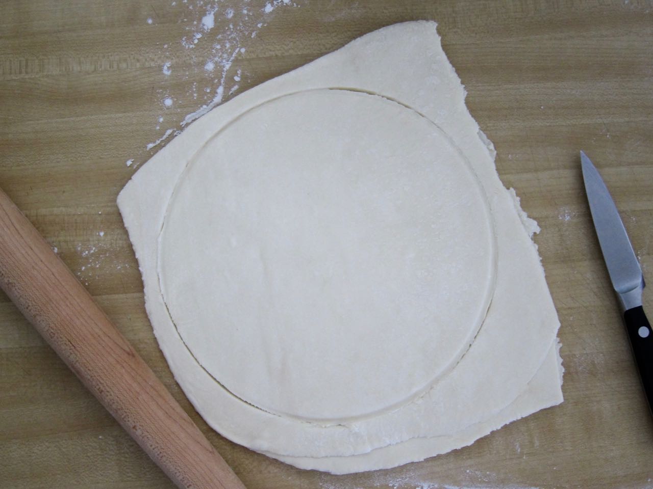 Cutting Puff pastry.jpg