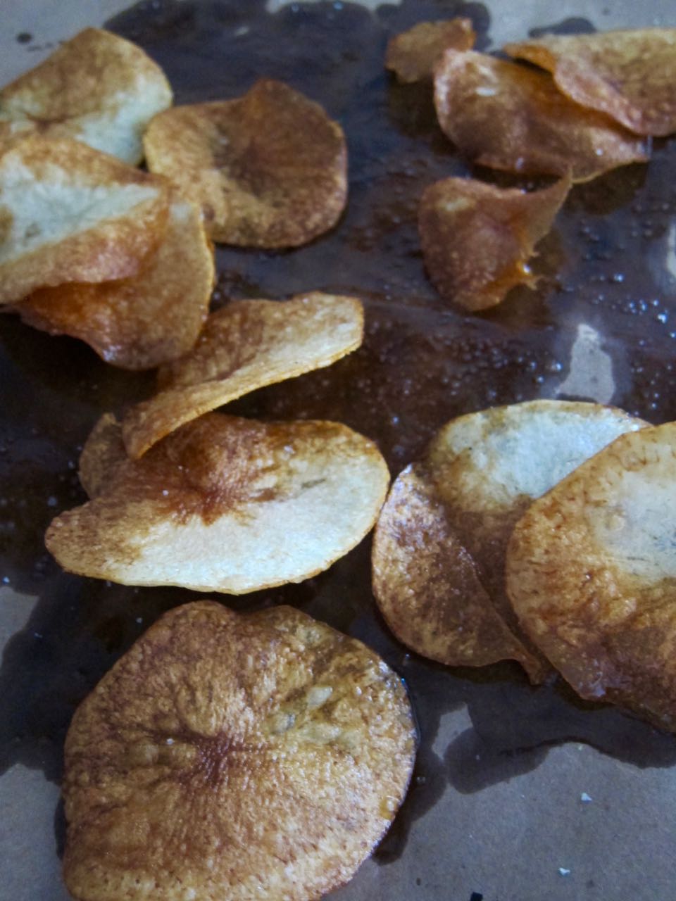 draining fried potato chips.jpg