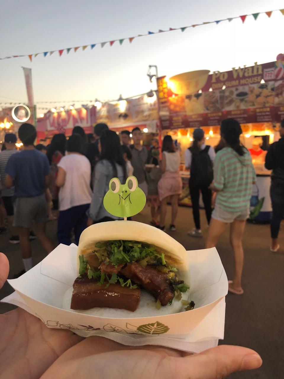 pork belly bun.jpg