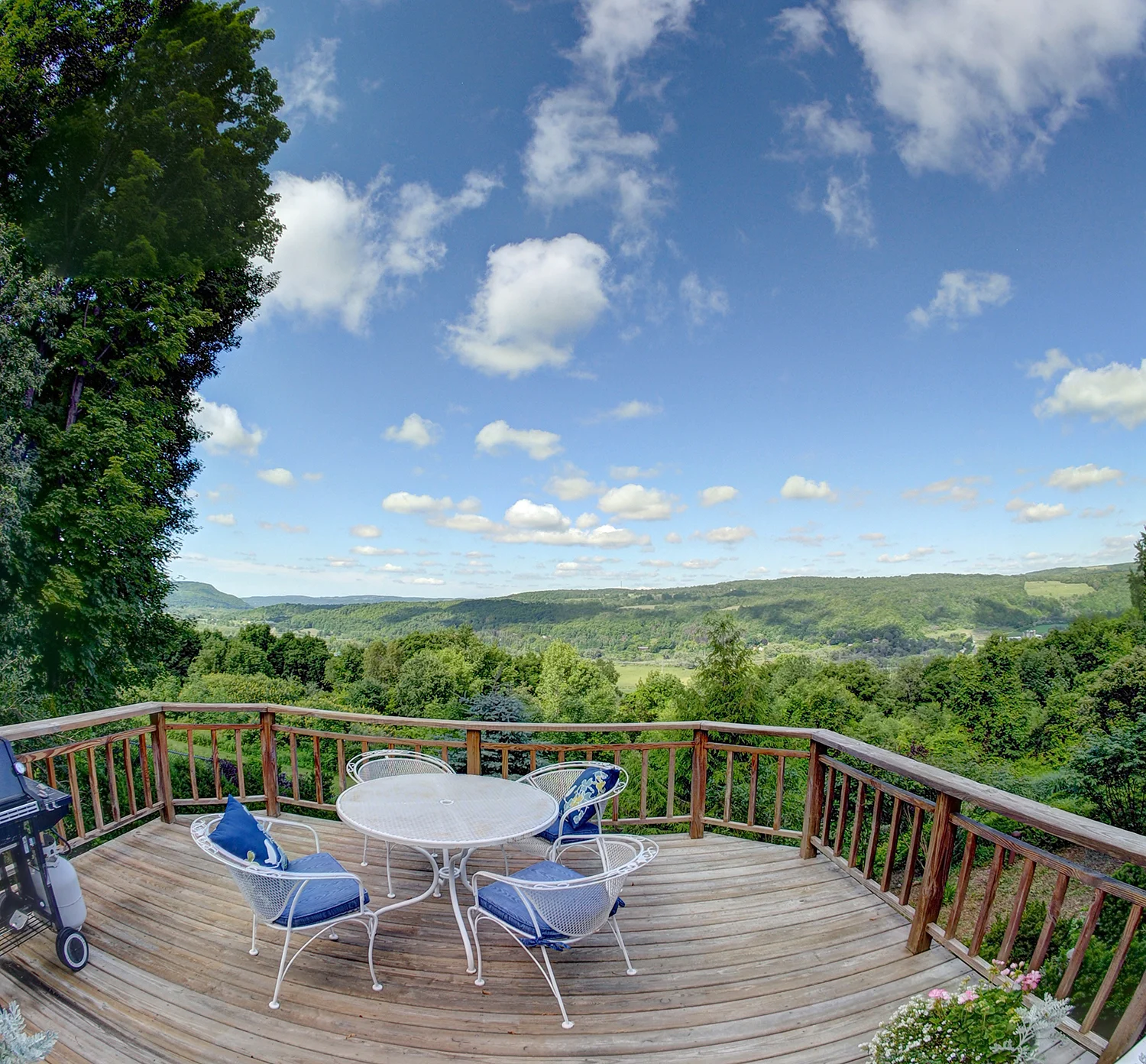 SOLD - 1960 Deer Run Road, Lafayette