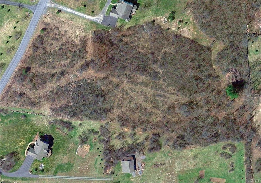 8428 Brae Leure Road, Manlius - SOLD