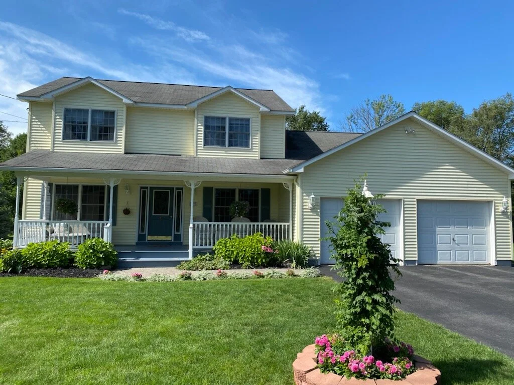 99 Eaton stree, Hamilton - Sold by Judy Winslow 