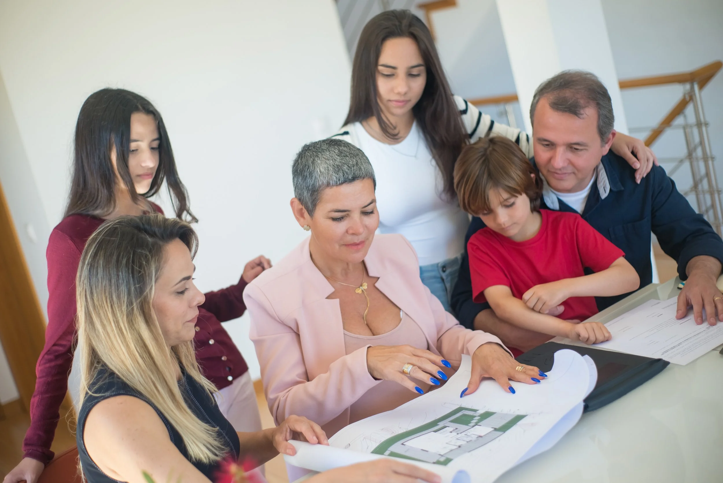 How to Organize Your Paperwork When Buying or Selling a Home