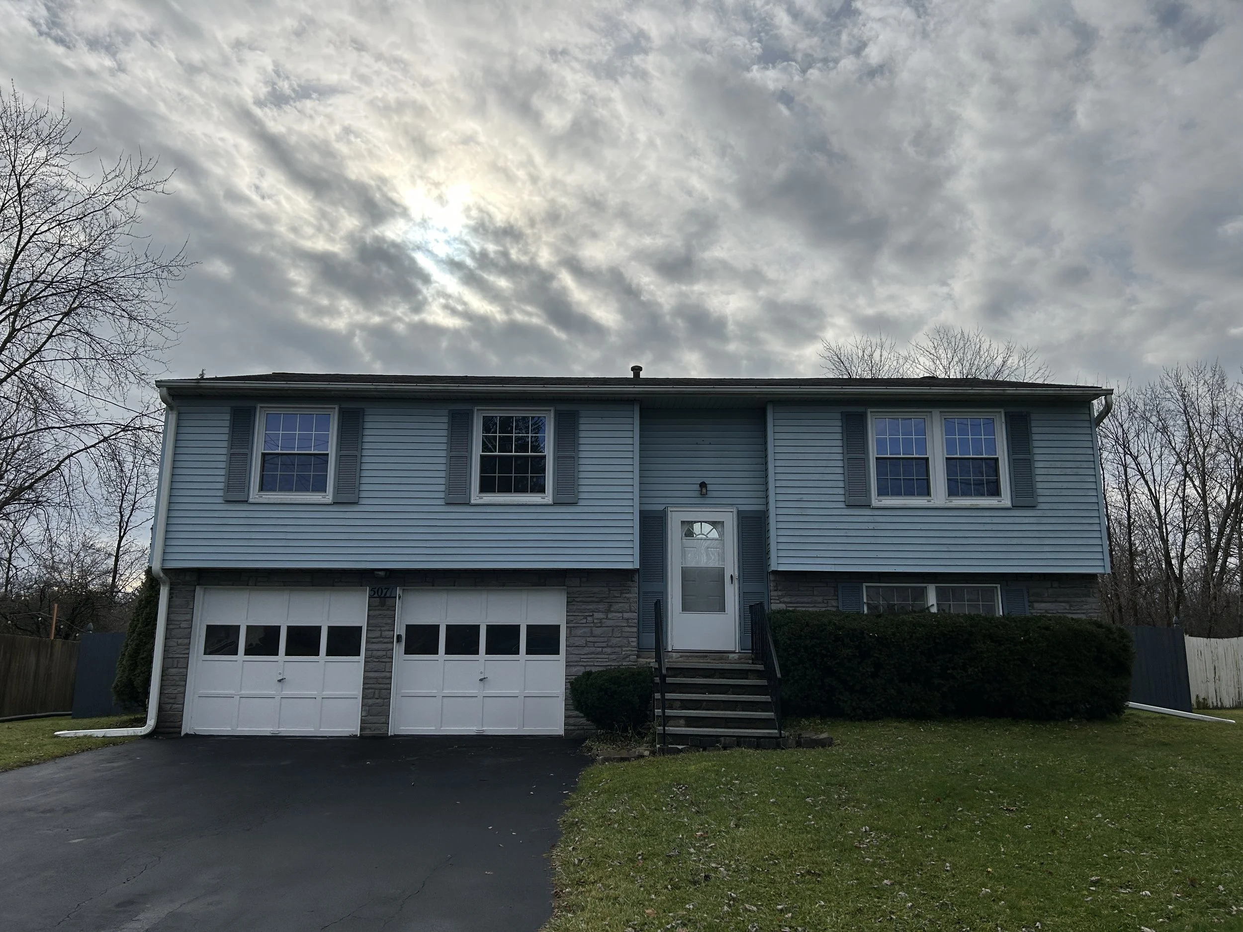 5071 Briarledge Rd., Syracuse- SOLD BY Judy Winslow