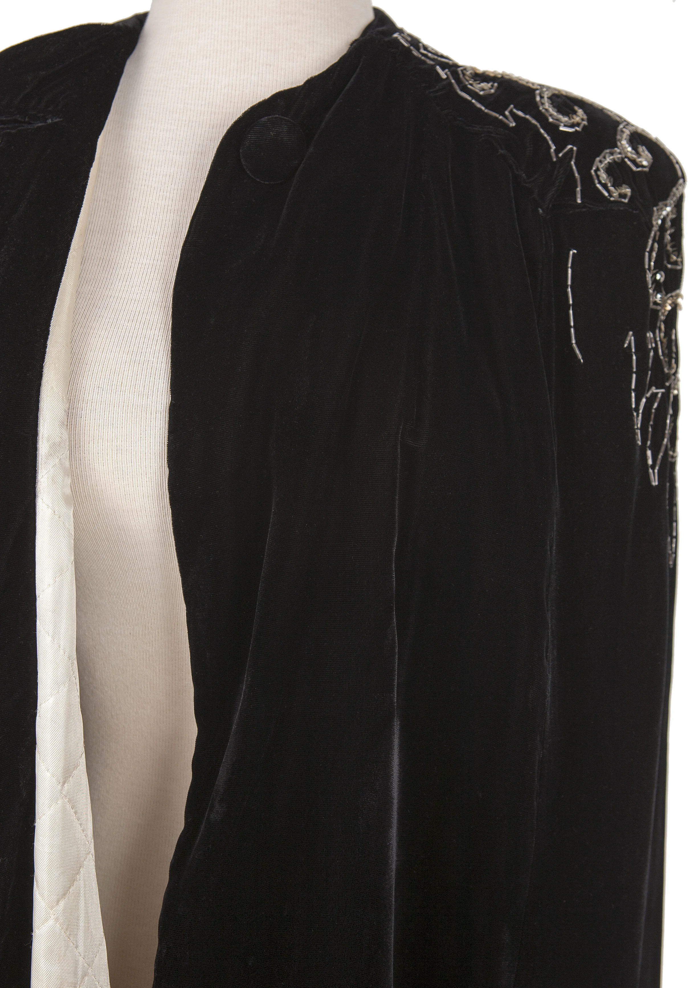 Madame Noir Vintage Velvet Cape
