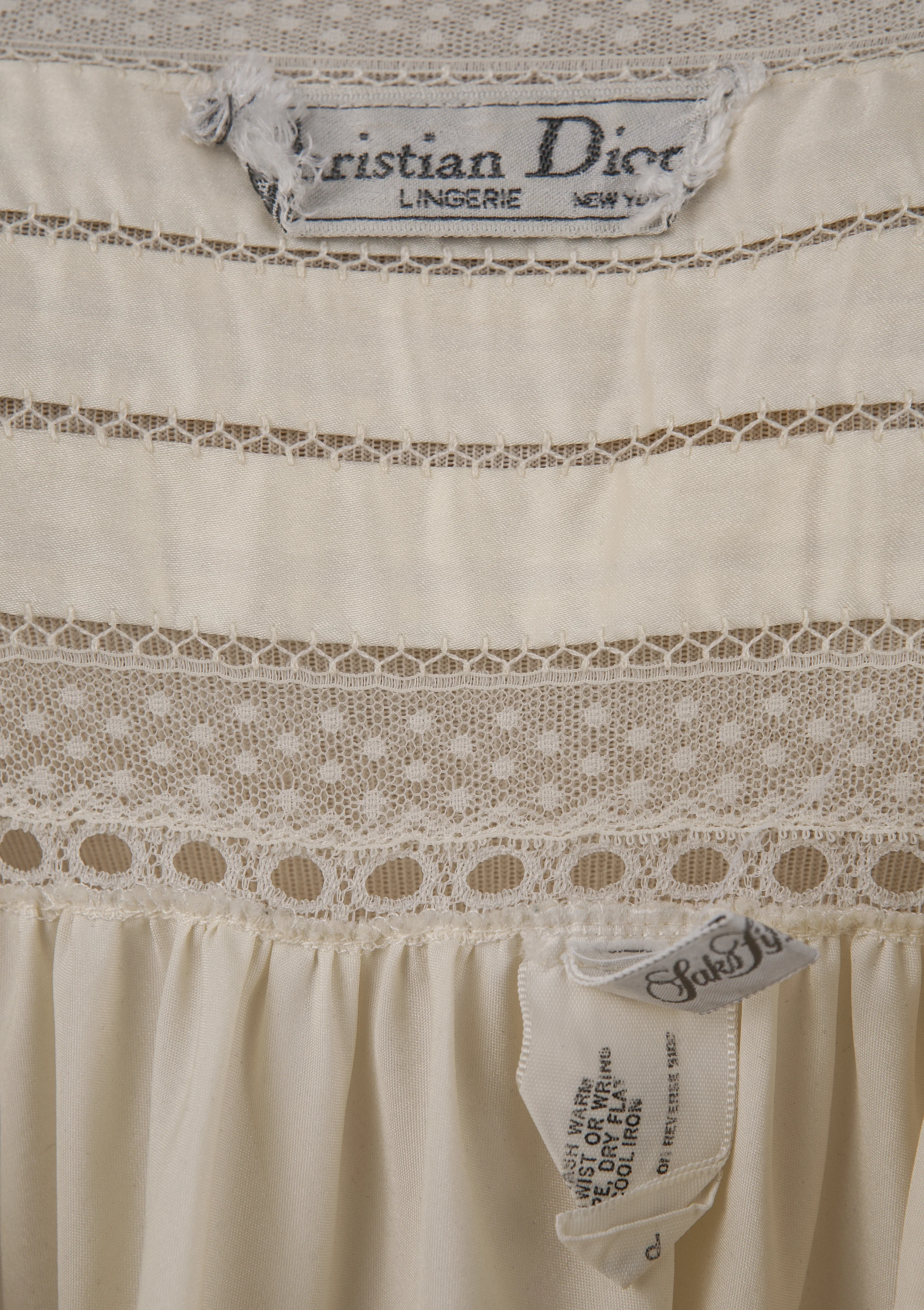 Damia detail .jpg