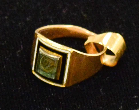Mounring ring. Credit MoAR.jpg