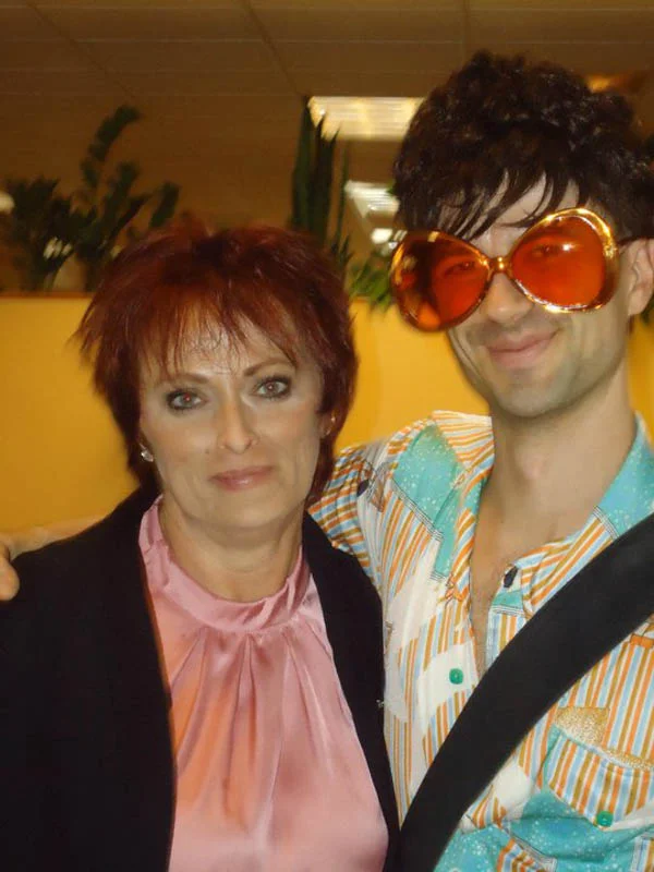 telegram.Elton.John.vertical-web.jpg
