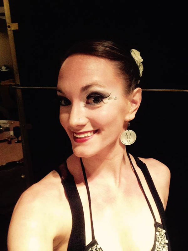 Mesmerie.Katie.NYE.Ritz.selfie-web.jpg