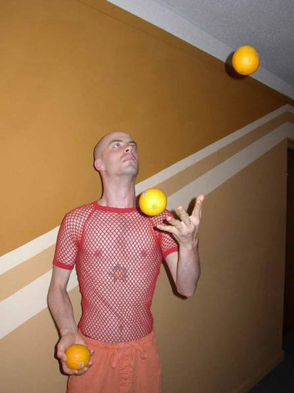 Juggling.citrus-web.jpg