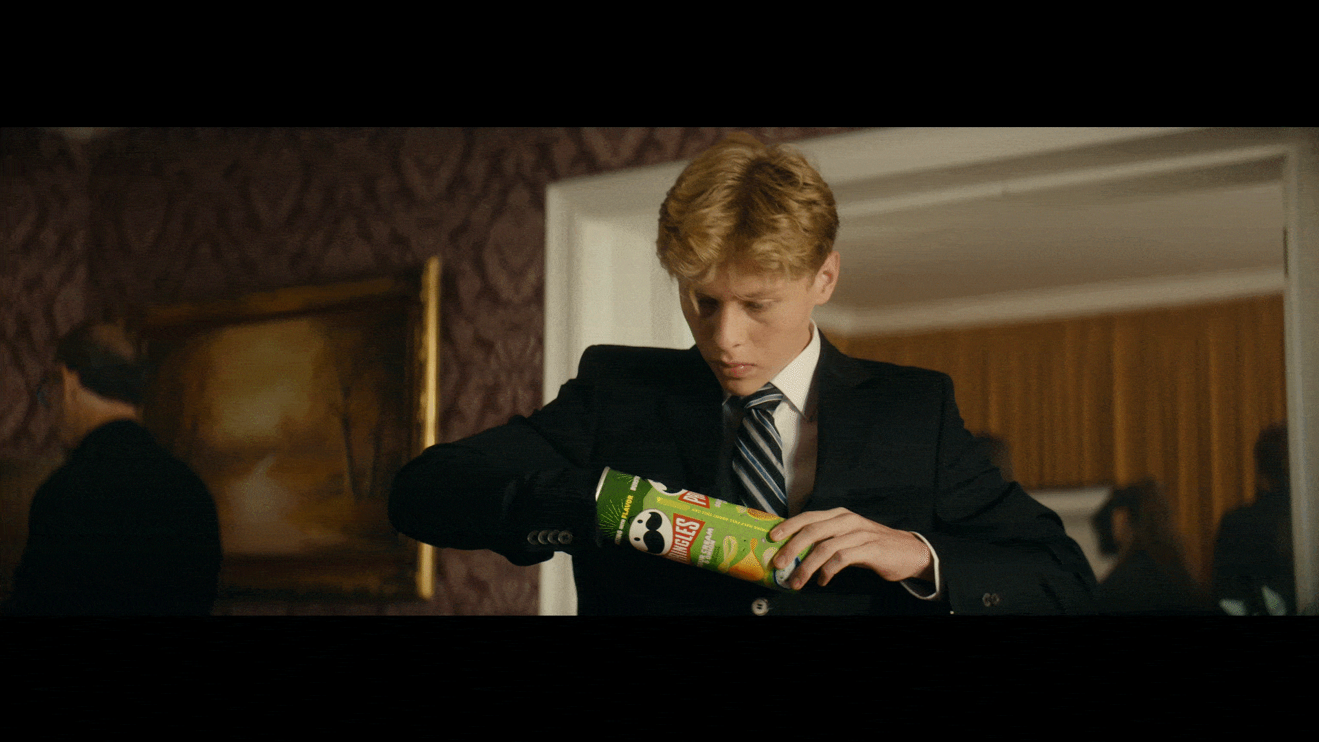 Pringles_SStuckIn_website copy.gif