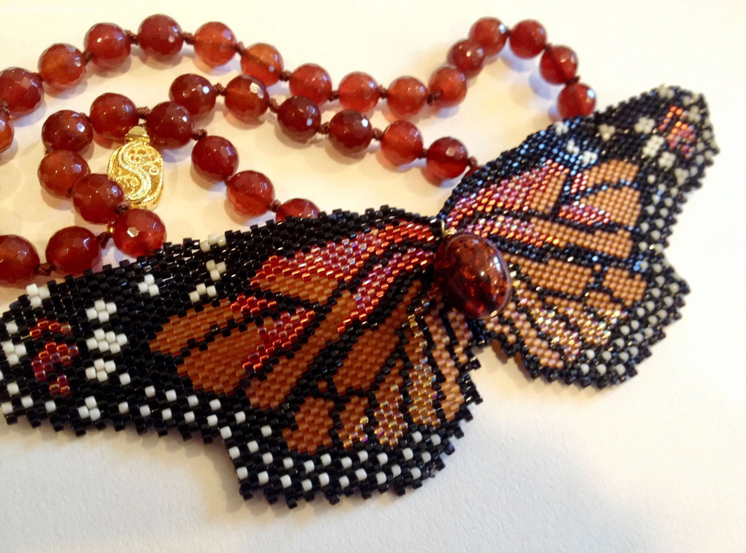 karin-alisa-houben-monarch-butterfly-repose-necklace-3.jpg