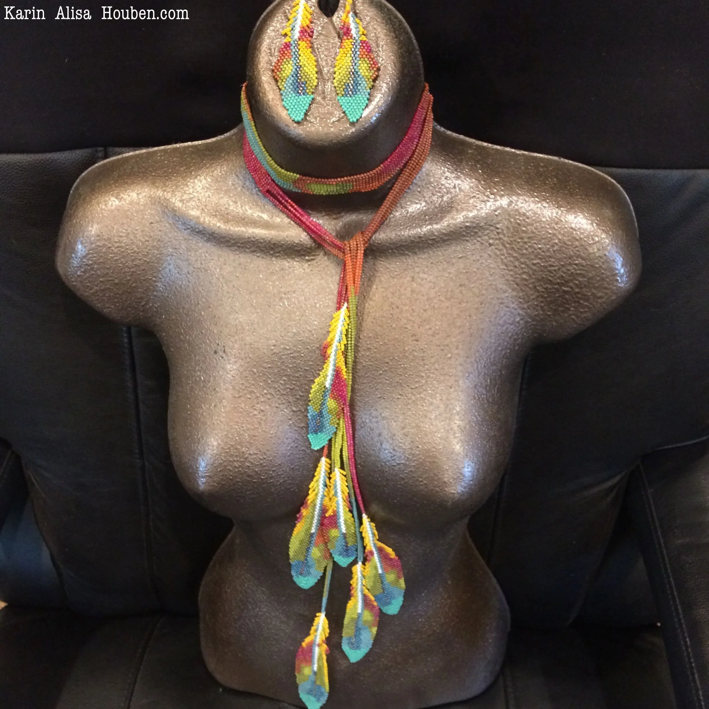 karin-alisa-houben-parrot-feather-lariat-11.jpg
