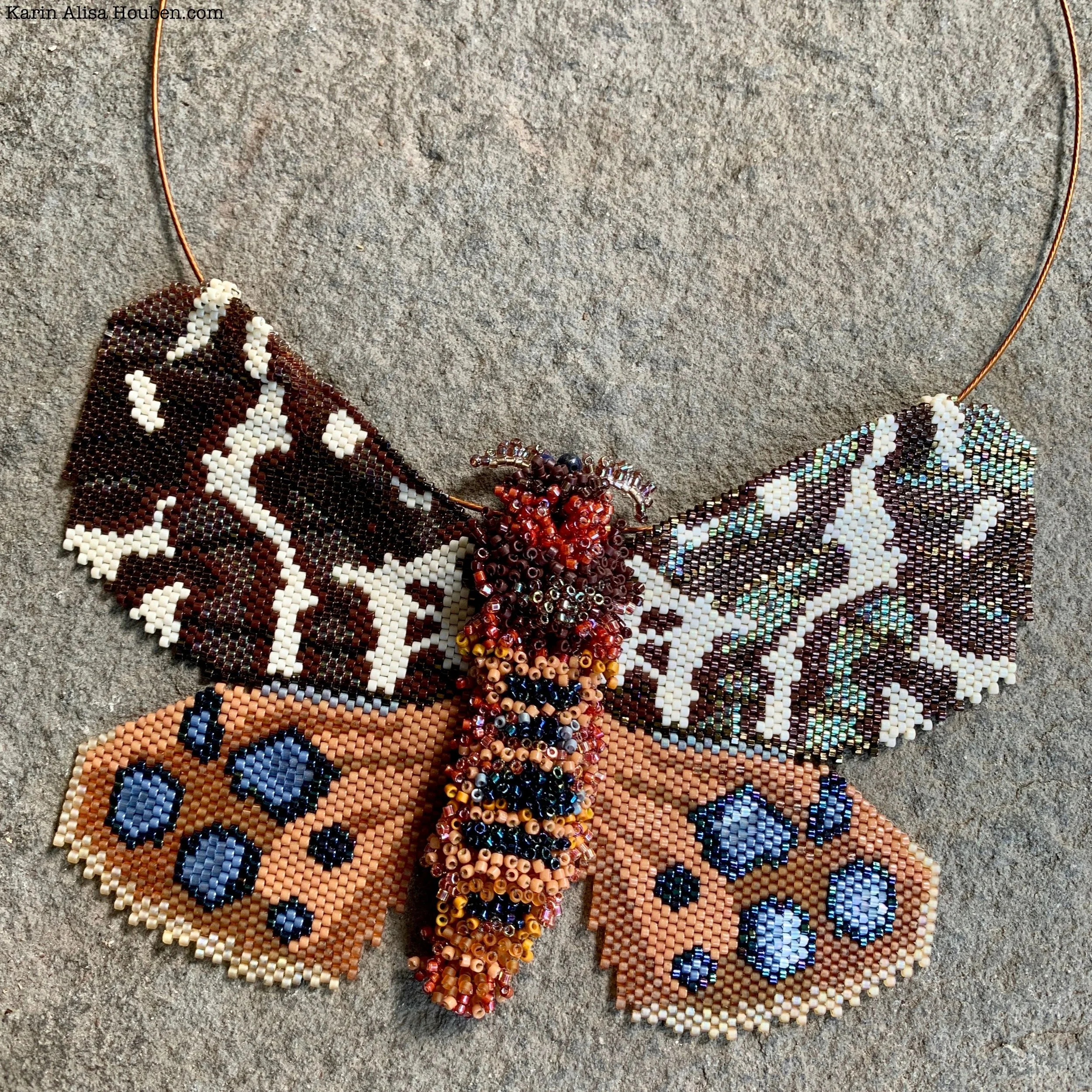 karin_alisa_houben_jewelry_gret_tiger-moth_zaftig_2.jpg