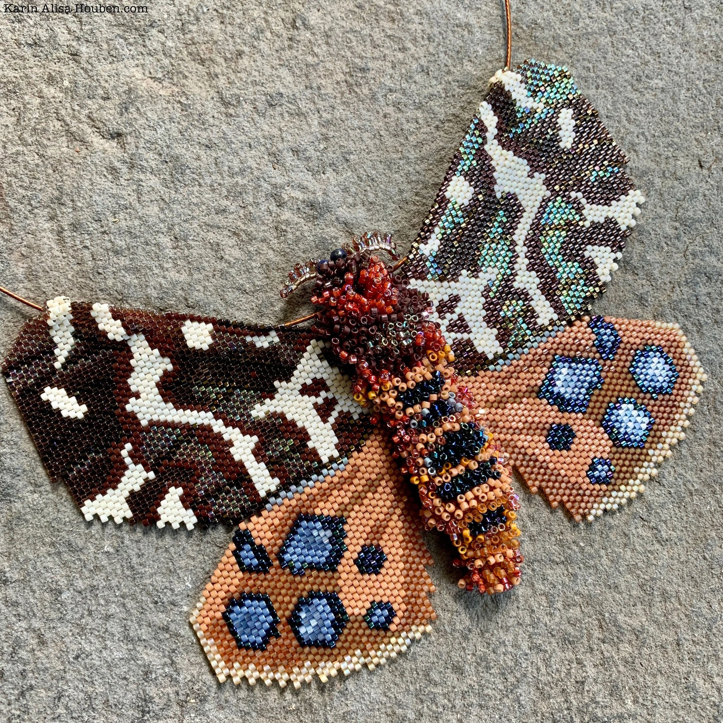karin_alisa_houben_jewelry_gret_tiger-moth_zaftig_3.jpg