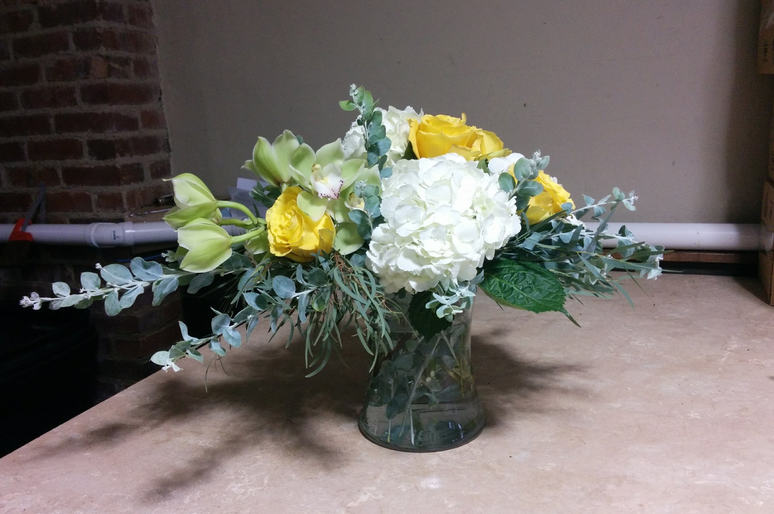 Floral & Gift Deliveries Flowers in Hubbard OH Green's Floral Shop