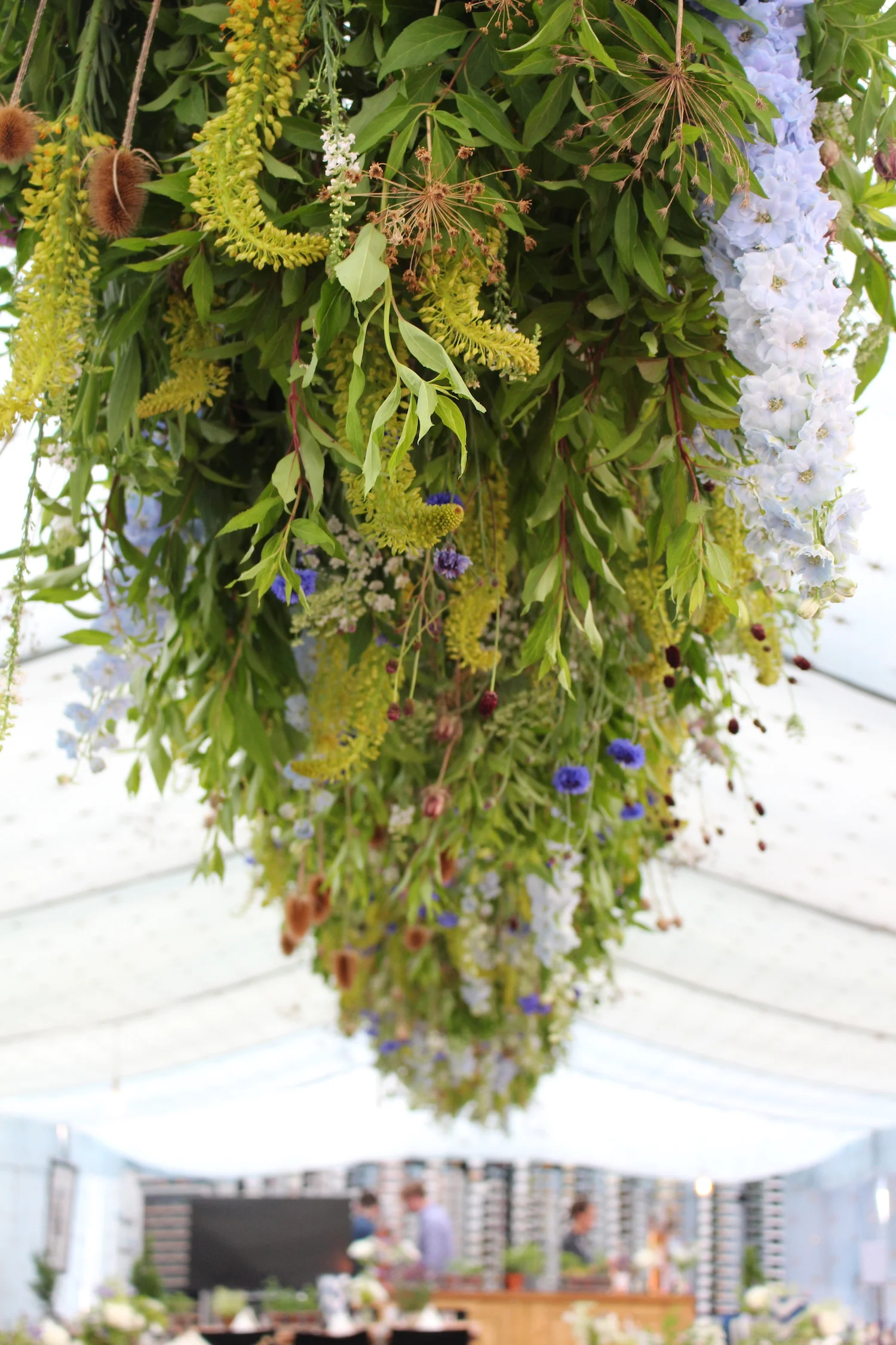 glastonbury-flowers-event-flowers-hanging-flowers-1.jpg