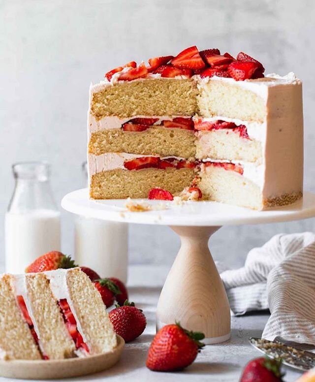 Please don&rsquo;t forget it&rsquo;s strawberry season. And please head over to @grandbabycakes for this extremely delicious looking recipe that we will be trying this weekend. #strawberryseason #foodstagram