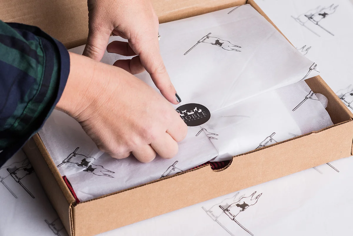 noble-friends-special-packaging-0003-IG.jpg