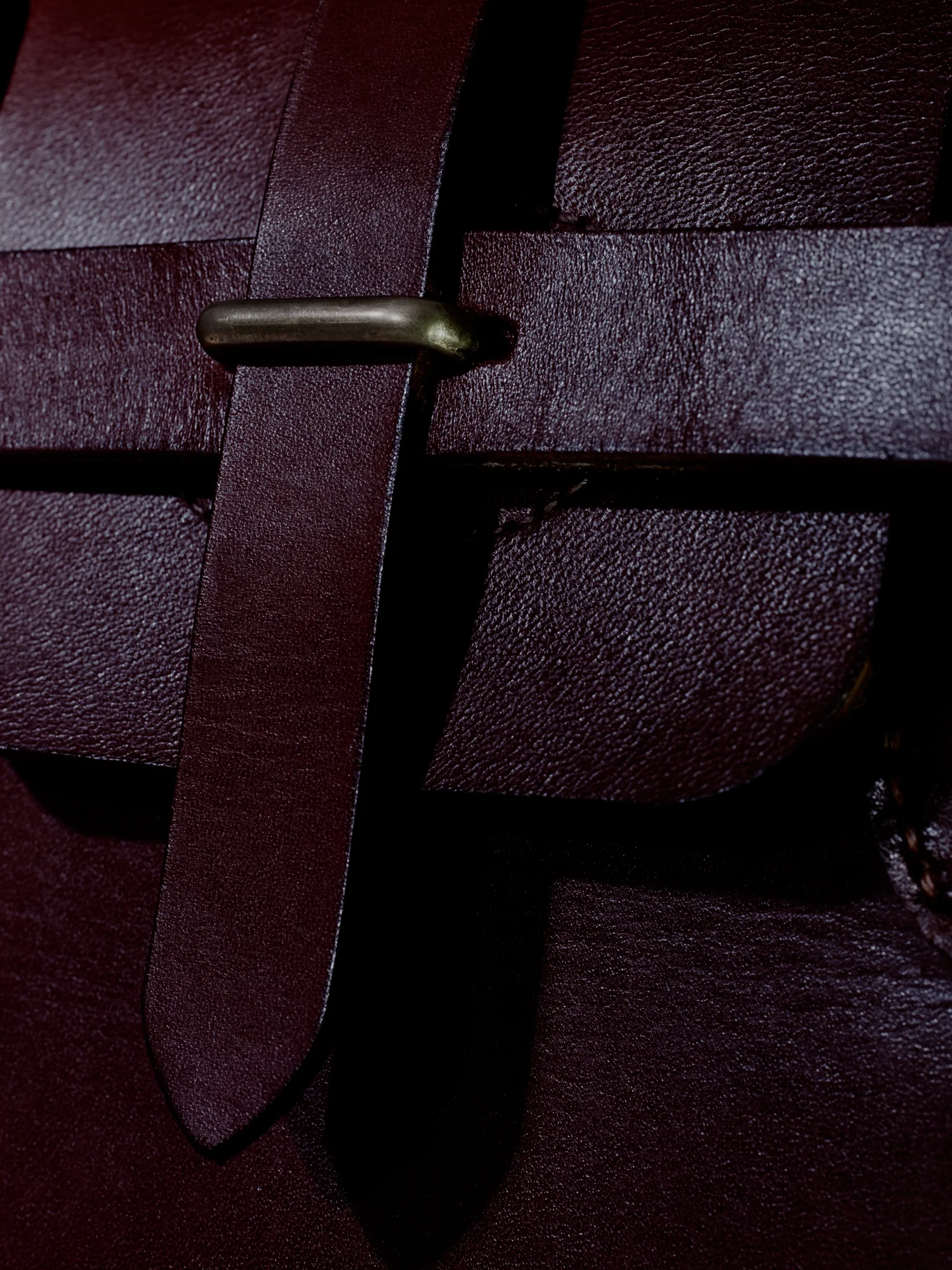 20150603_OvernightBag-DarkDetail-03.jpg