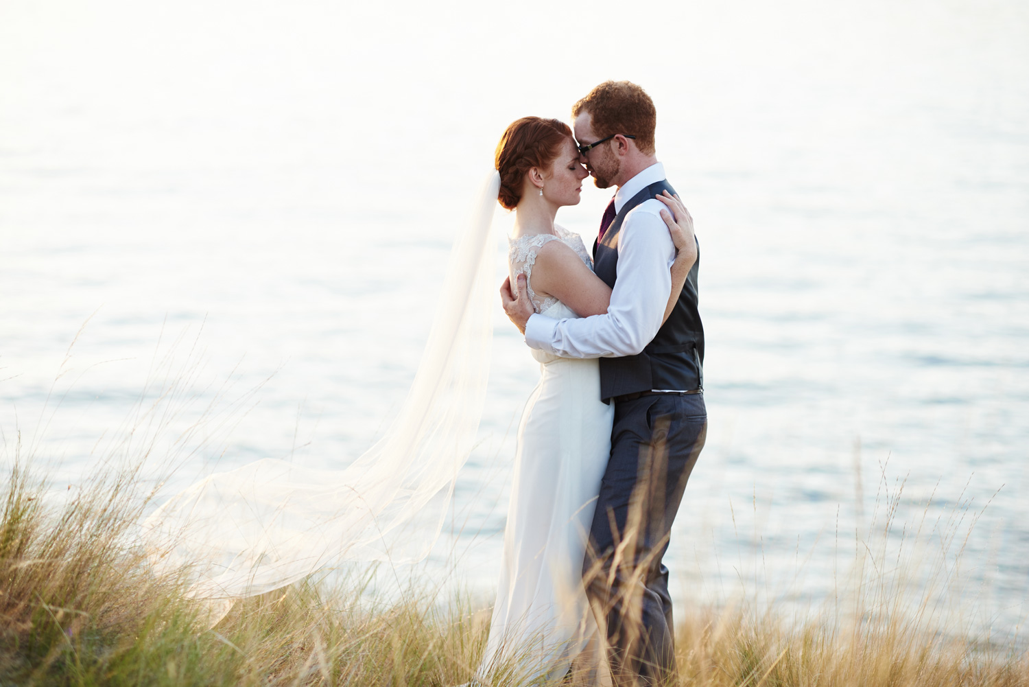 romantic-wedding-formal-by-okanagan-lake.jpg