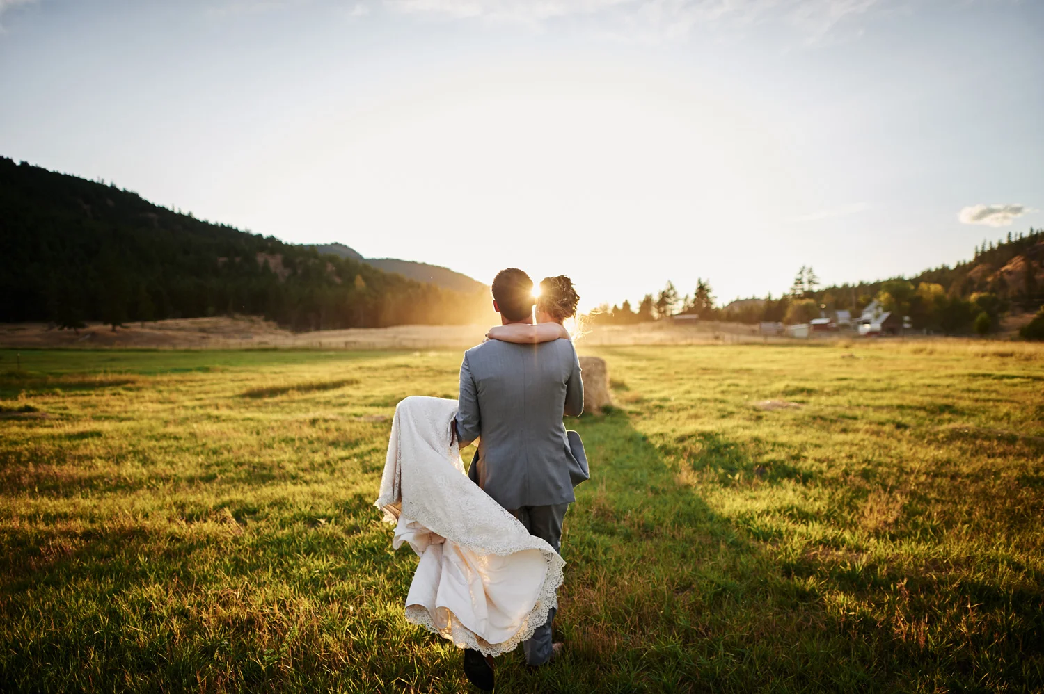 bride-and-groom-walking-in-the-sunset.jpg