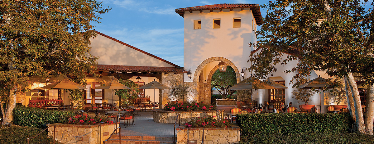 OakCreekGolfClubHeader_Clubhouse.jpg
