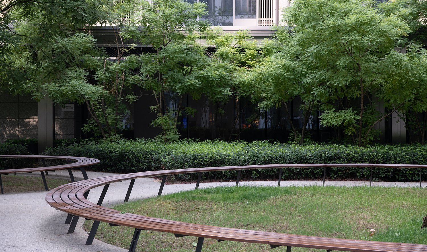 LOF_NatureCourt01.jpg
