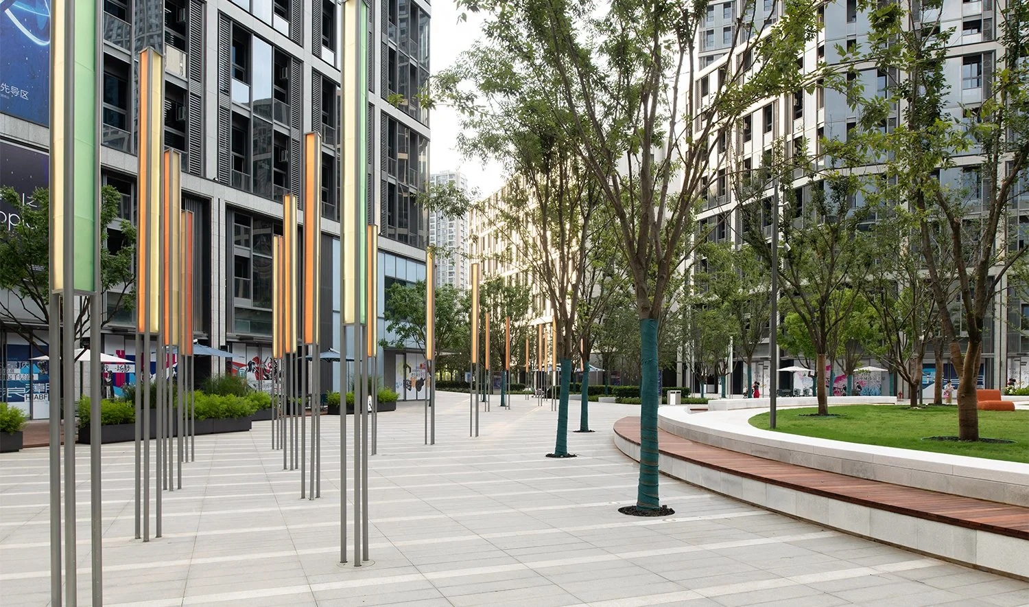 LOF_CentralPlaza11.jpg