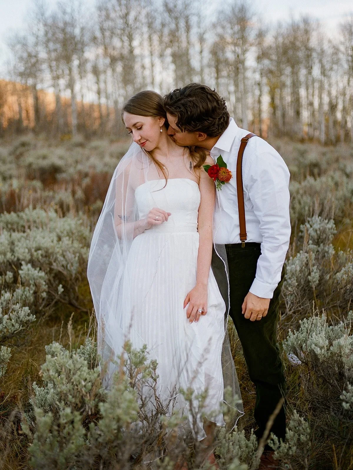 More from this elopement 🥰
.
.
Lomo800 Pentax 645
Developed @thefindlab 
@floribycori 
@alyssa.lyman 
@abbell8