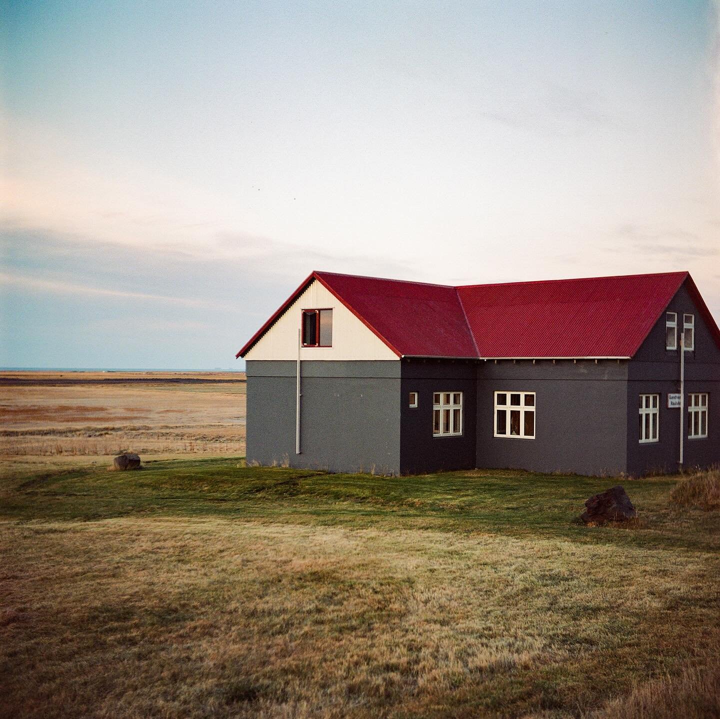 Currently accepting applications for one lucky person to drop everything and move to this house in Iceland with me ☺️
.
Requirements are:
Clean
Good sense of humor
Likes kids (obviously I&rsquo;m bringing the boys with me)
And is ok with fish, lamb, 