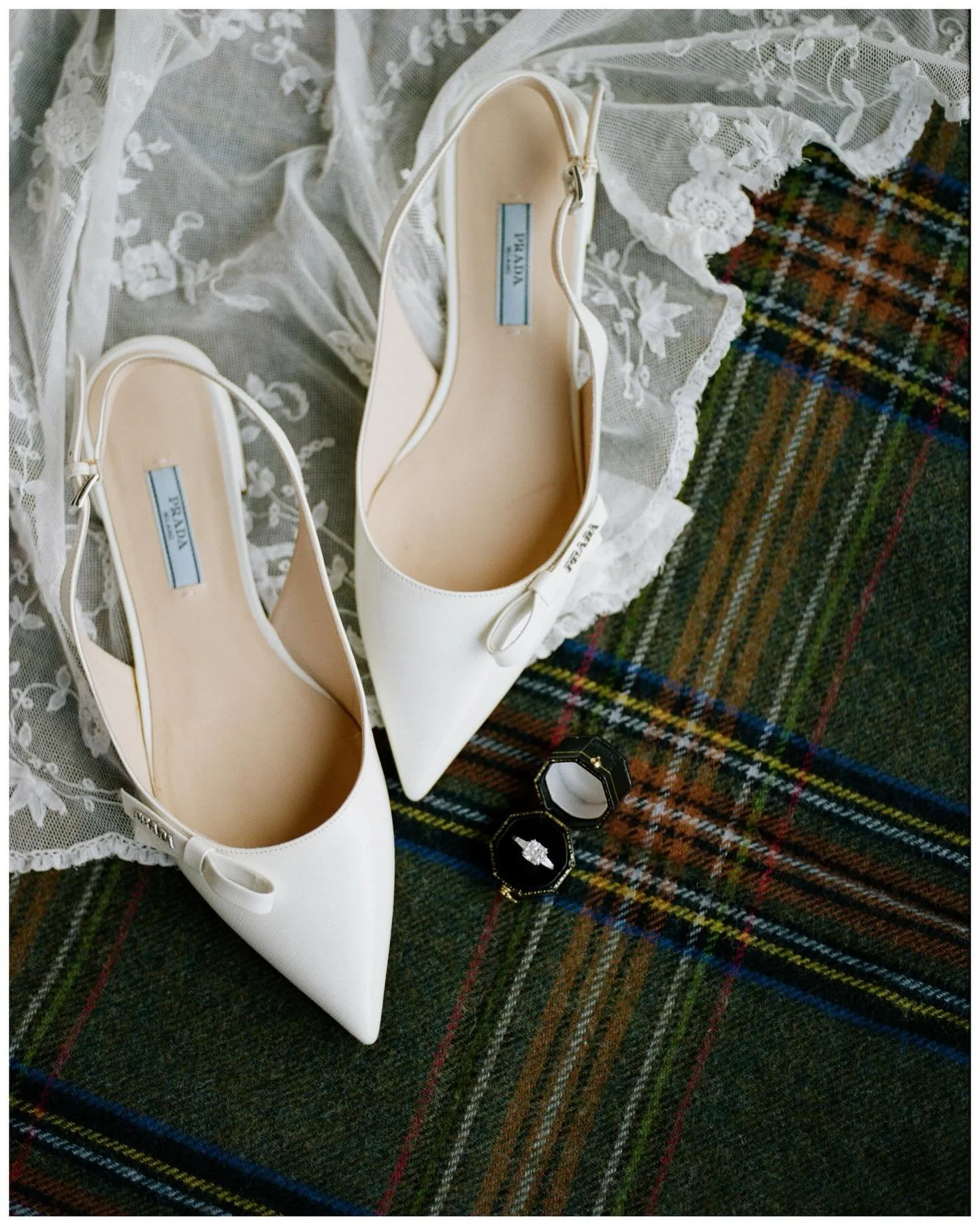 Details from the most amazing day in Jackson Hole, WY. 
.
@thefindlab 
Lomo800 and tri X
Wedding shot for @roslyn.smithers 
.
.
.
#jacksonwyphotographer #jacksonholewedding #jacksonholeweddingphotographer #jacksonholeweddings #jacksonholephotographer