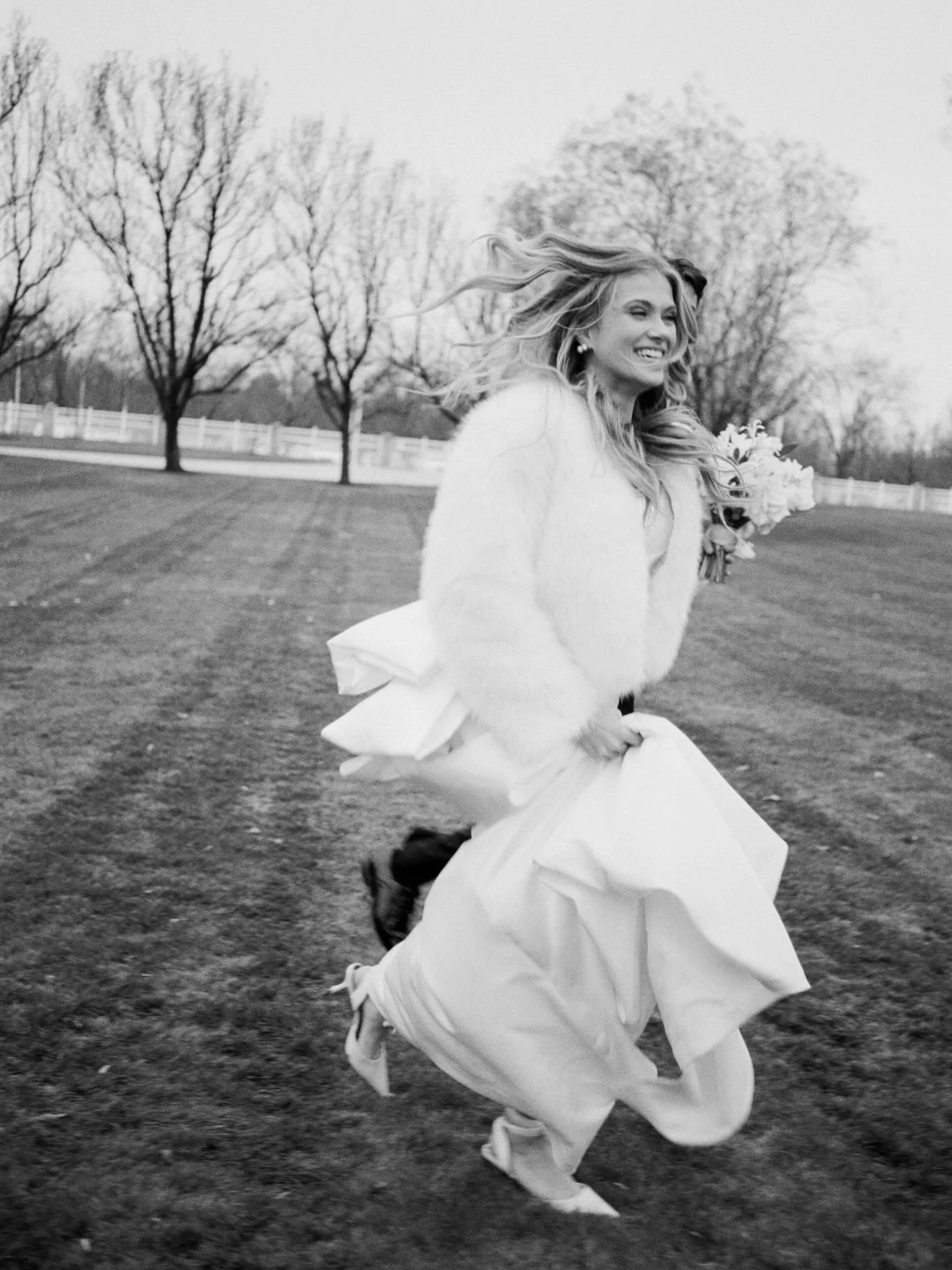 Running in the rain on your wedding day 😍
.
Loved capturing this day on film for @shannonelizabeths 
.
.
Developed @thefindlab 
.
.
.
#parkcityweddingphotographer #parkcitywedding #slcweddingphotographer #utahvalleyphotographer #utahbrideandgroom