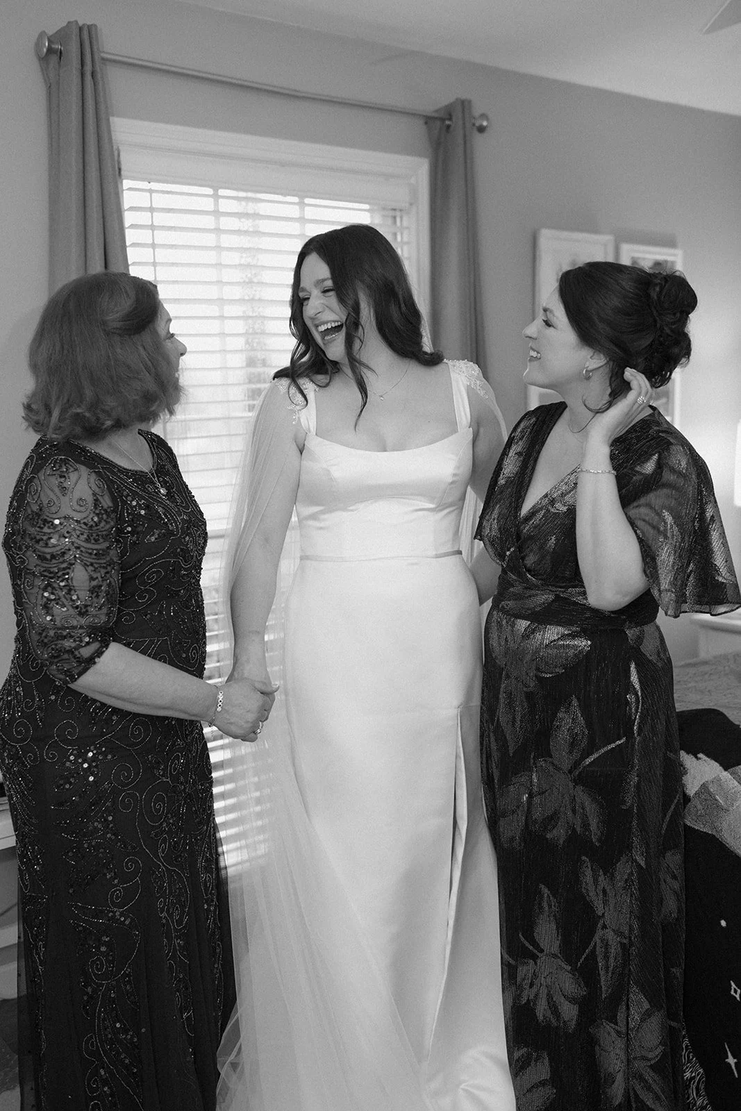 J&M Getting Ready - The Marions-177_websize.jpg