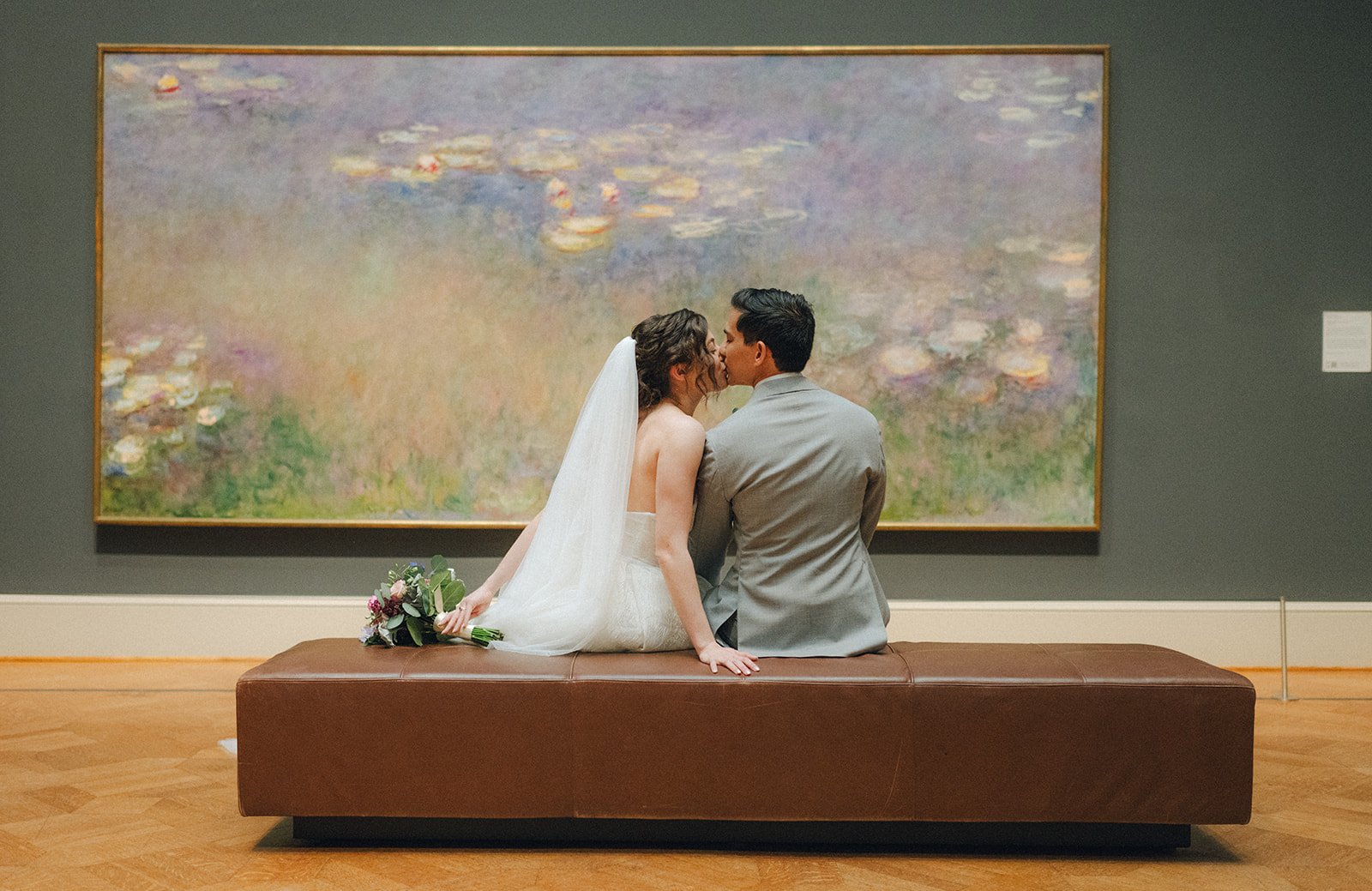 Spring Wedding at St. Louis Art Museum