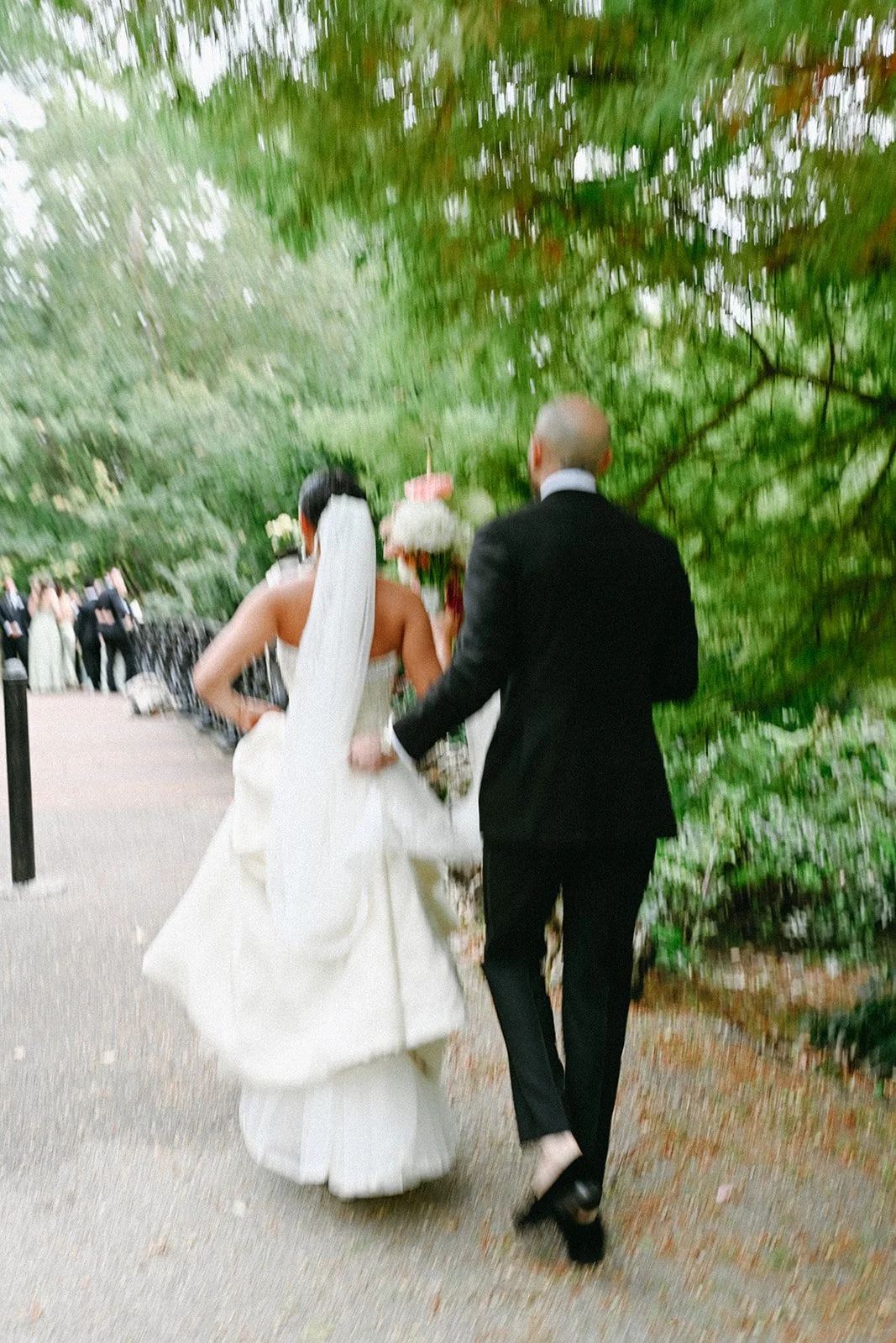 St. Louis Wedding Photographer The Marions Newlywed Portraits Lafayette Square Park