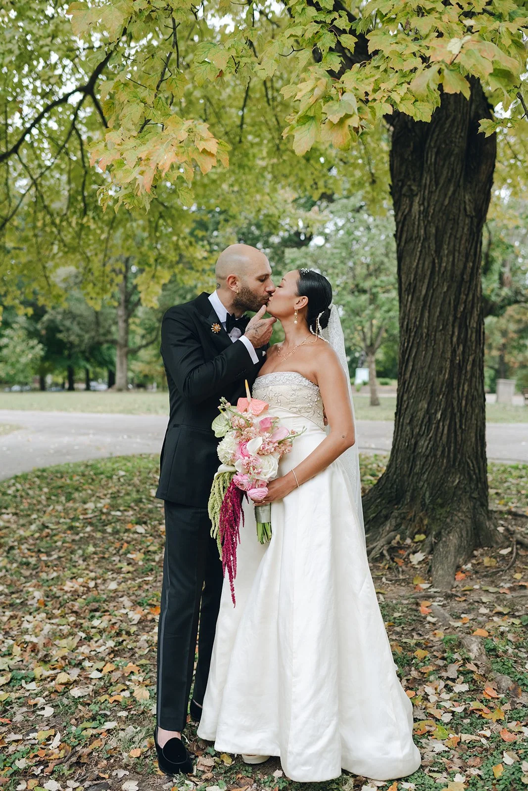 St. Louis Wedding Photographer The Marions Newlywed Portraits Lafayette Square Park