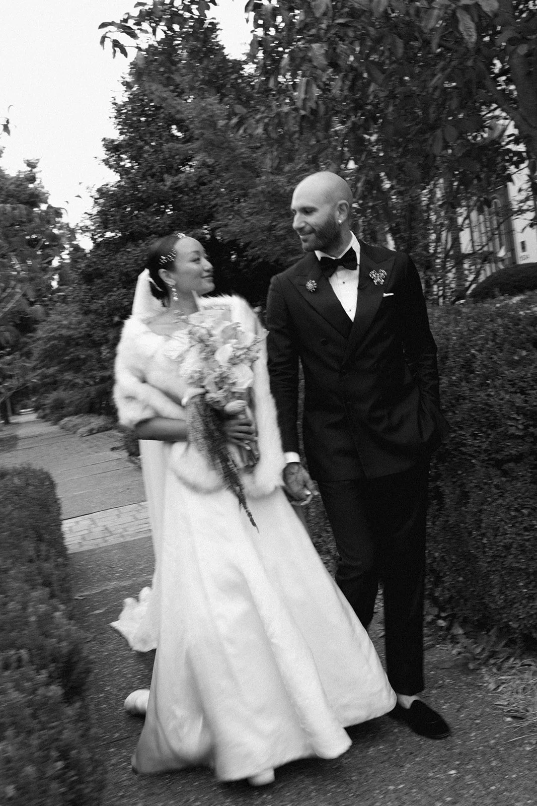 St. Louis Wedding Photographer The Marions Newlywed Portraits Lafayette Square Park