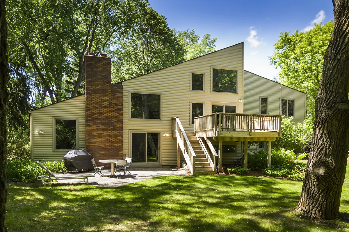 web_back exterior horz.jpg