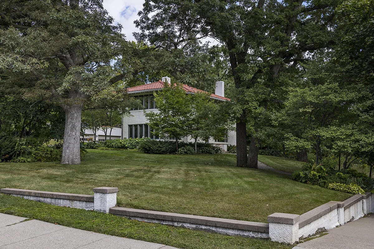 web_front yard.jpg